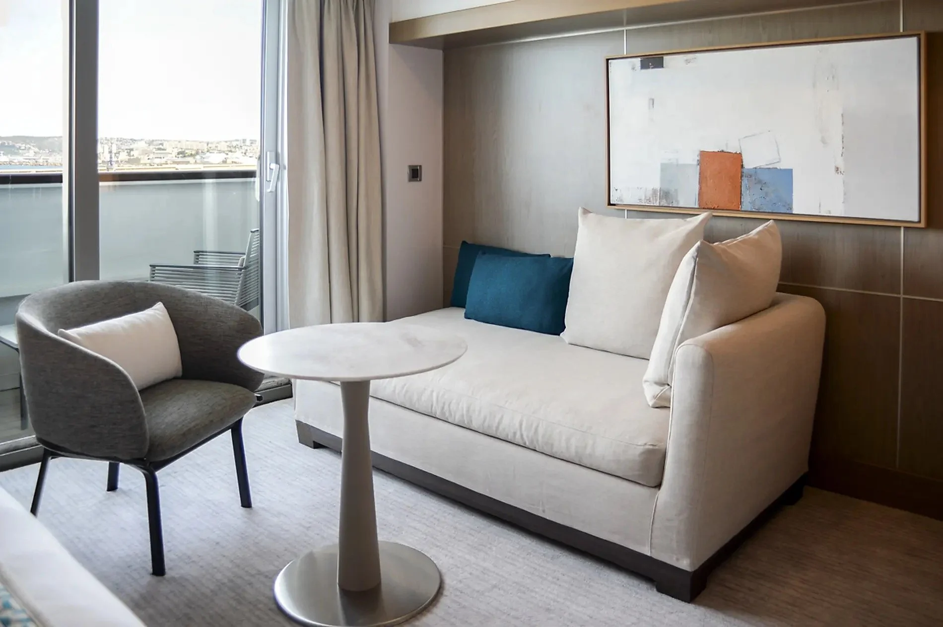 11-le-lyrial-le-lyrial-01