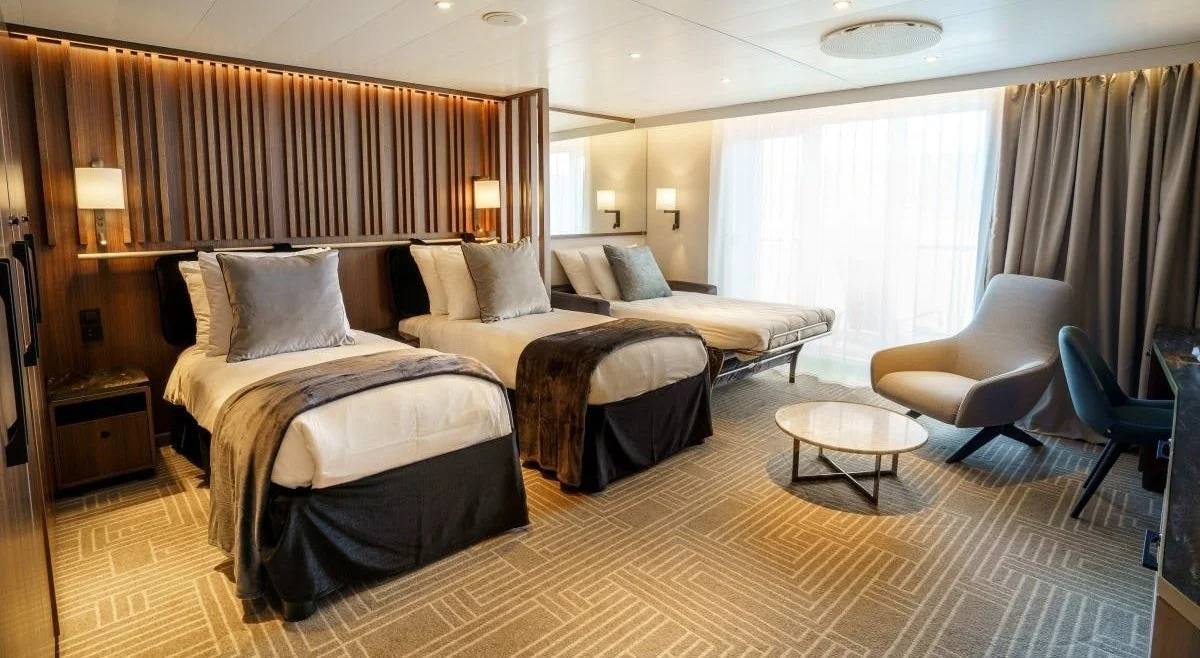 16-ultramarine-ultramarine-13