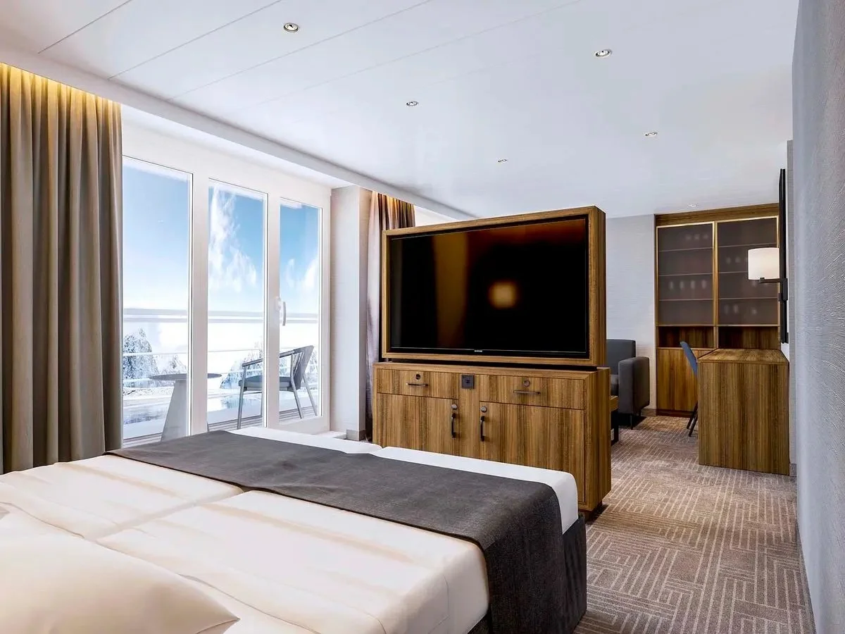 16-ultramarine-ultramarine-20