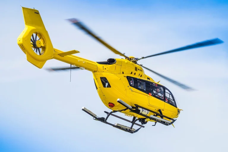 16-ultramarine-ultramarine-39