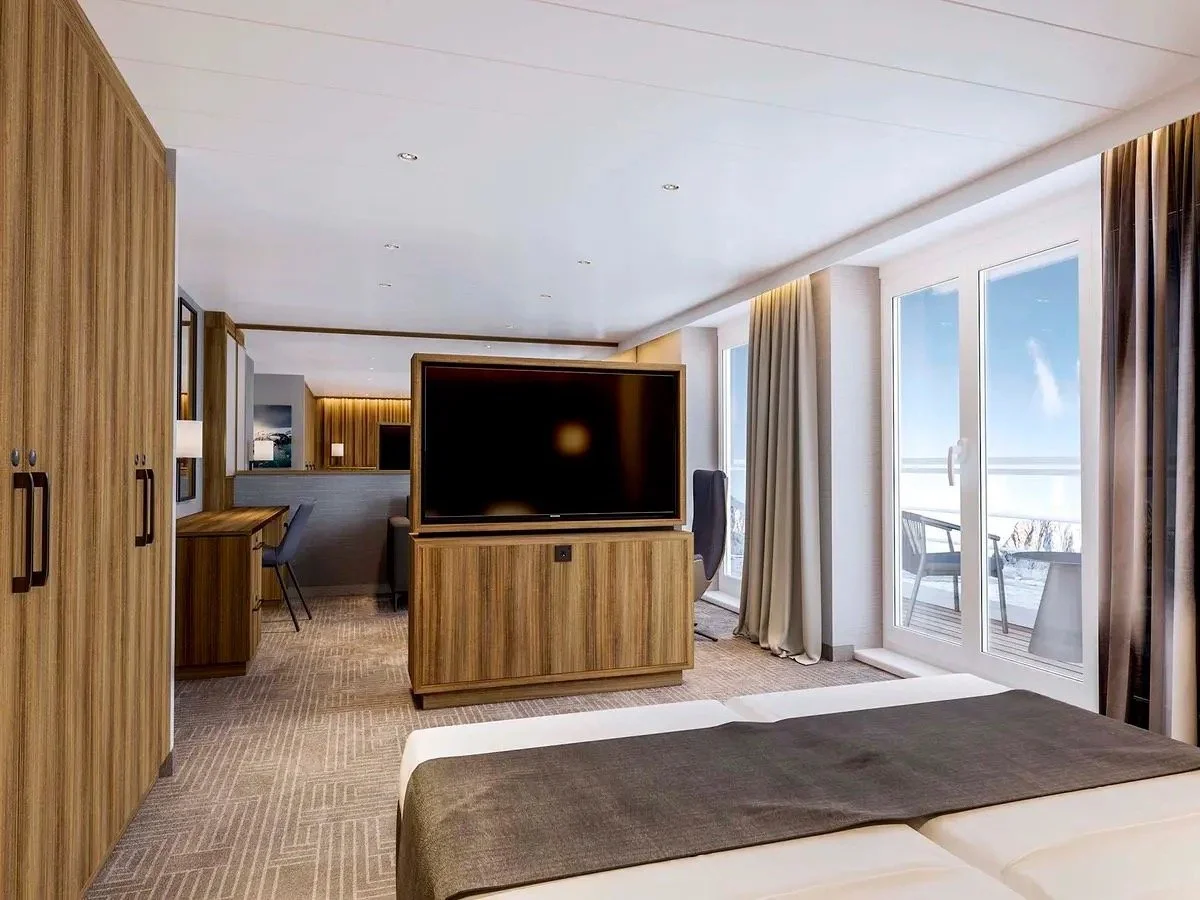 16-ultramarine-ultramarine-55