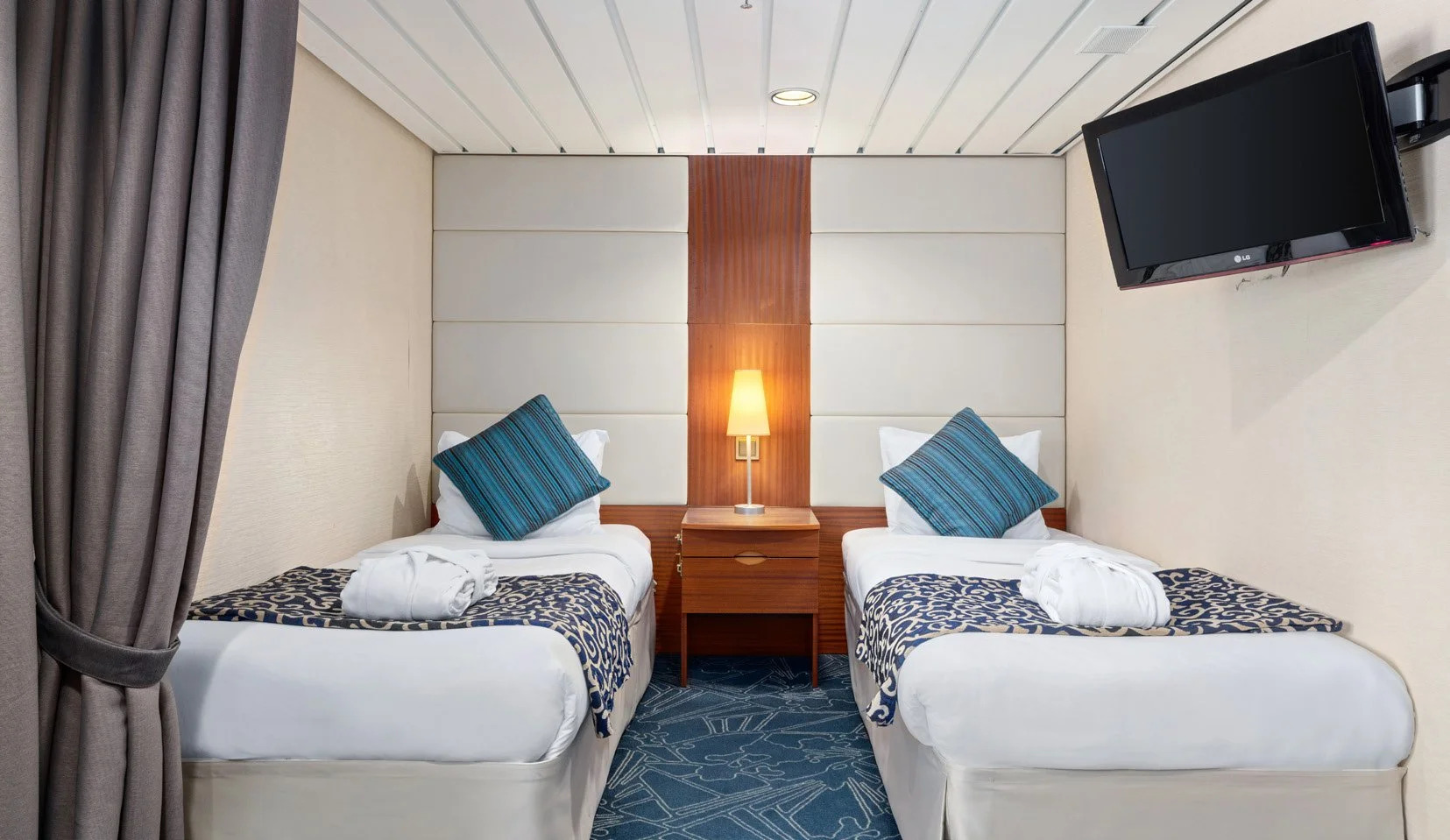 29-ocean-endeavor-ocean-endeavor-22