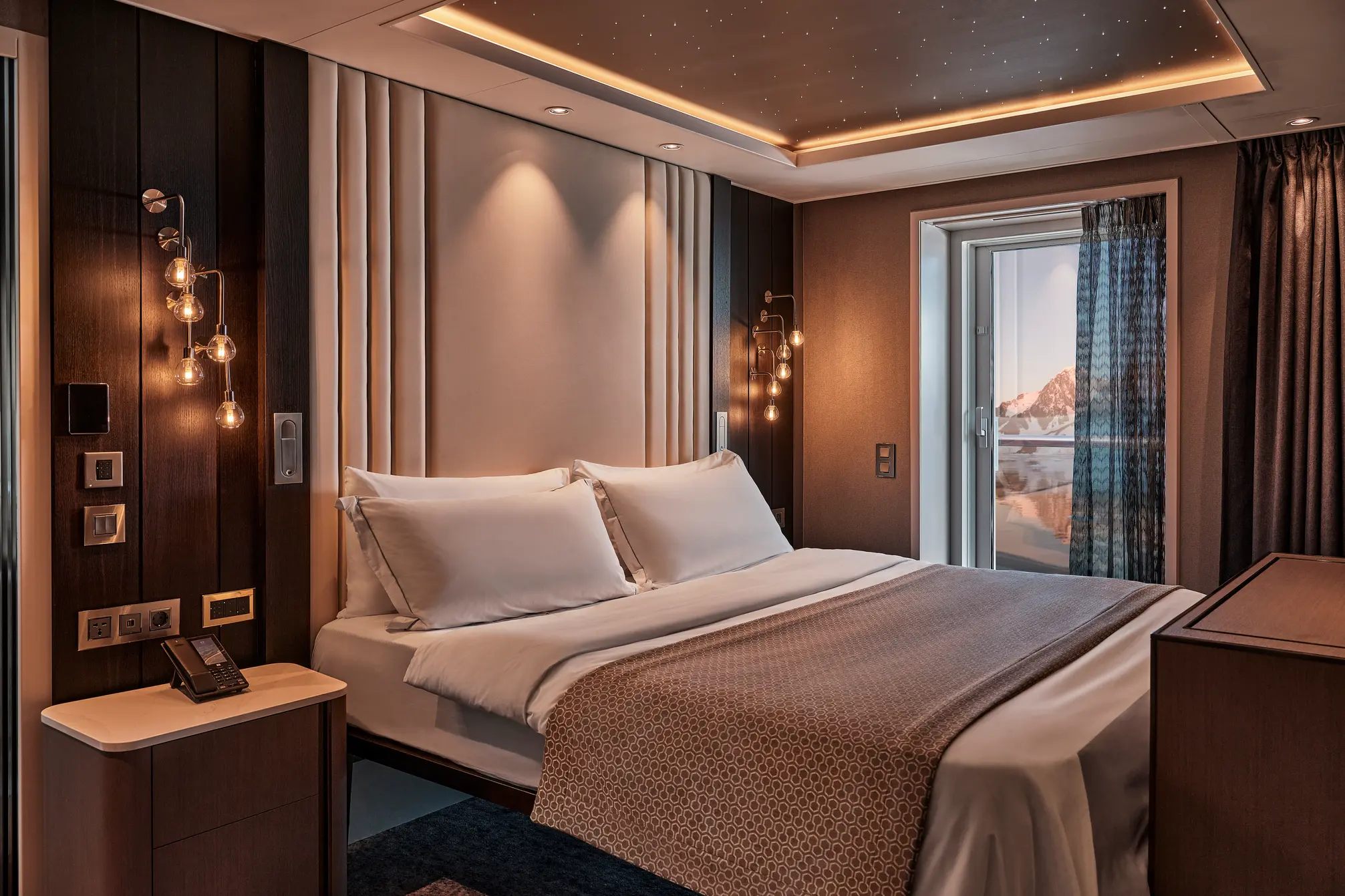 32-silver-endeavour-silver-endeavour-28