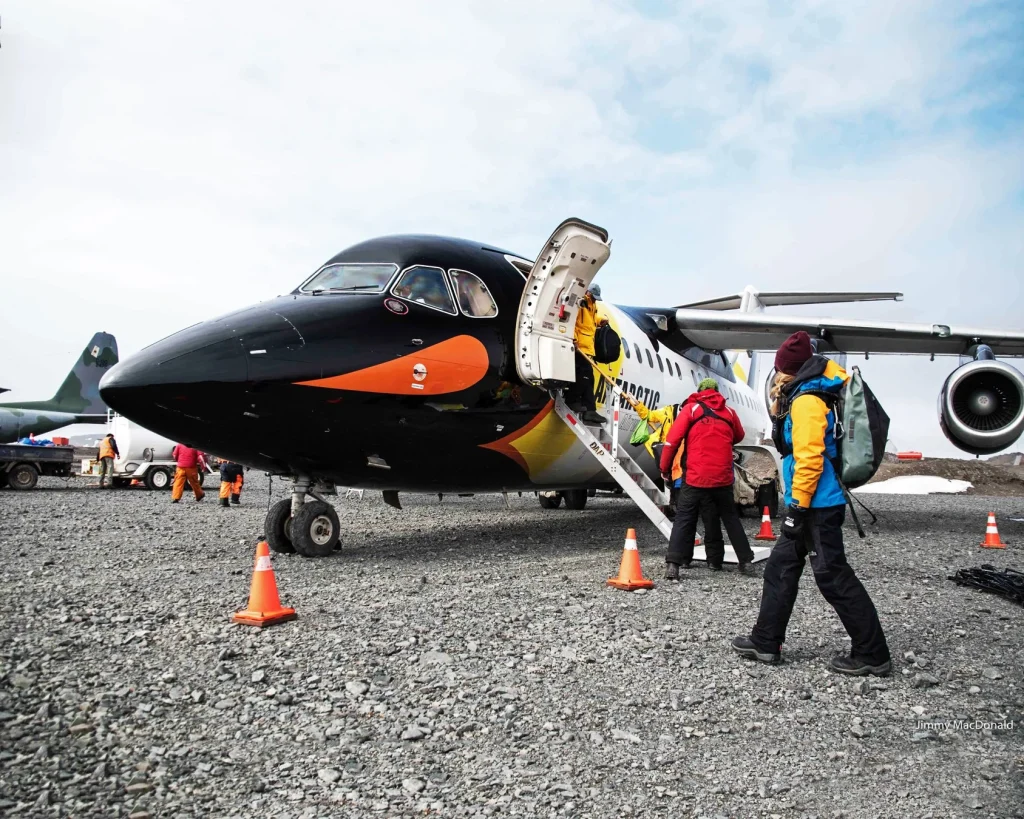 南極海空聯航行程 2025-2028