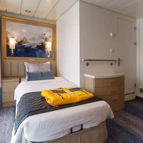 oex studio veranda suite cabin 711 esp06259 2