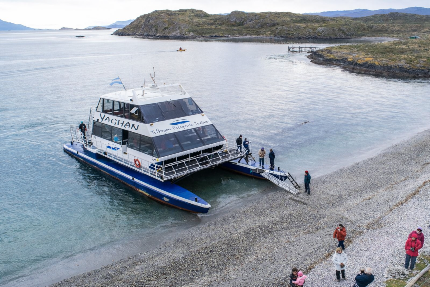 4小時 遊船導覽，含登島