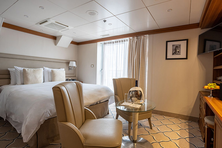 navigator stateroom discoverer plx