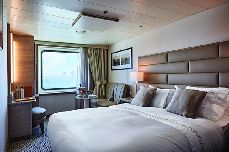 vista stateroom discoverer plx