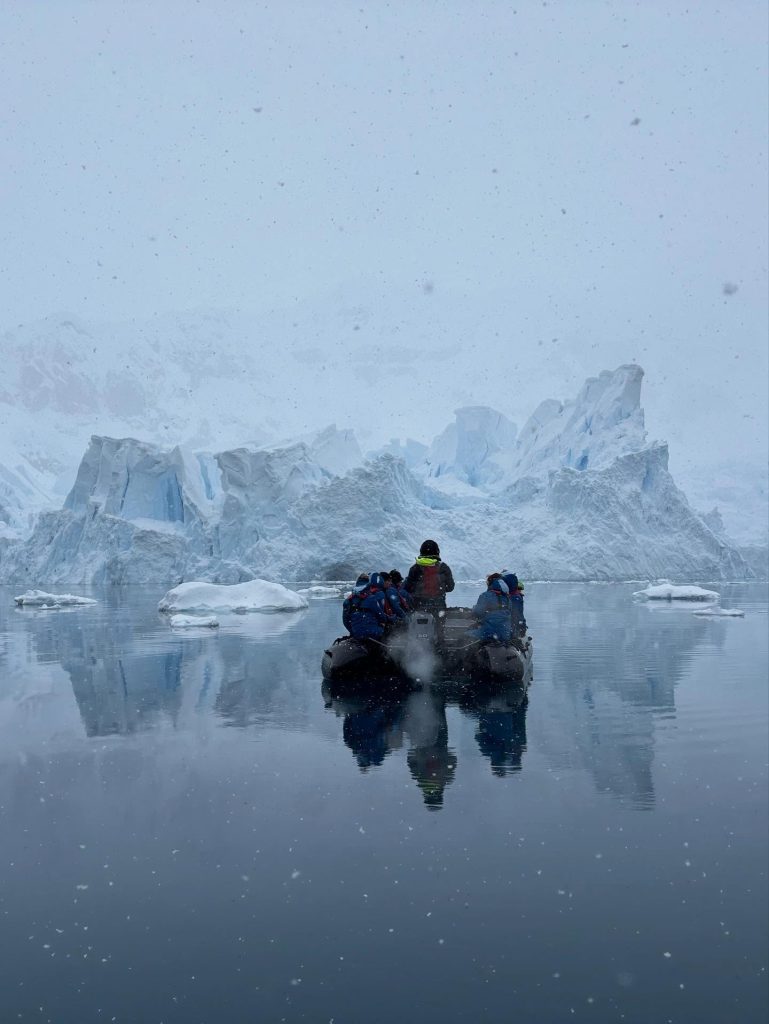 albatros expeditions antarctica peninsula iceberg reflection crystal lam 24 25