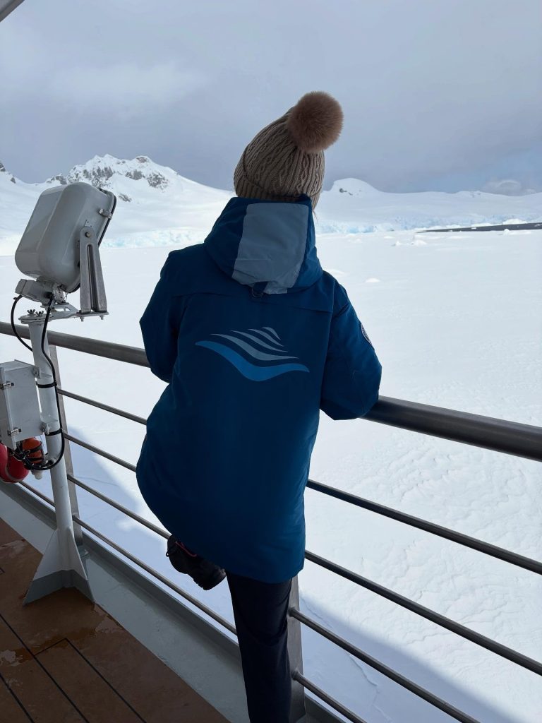 albatros expeditions antarctica peninsula traveller ship rail crystal lam 24 25