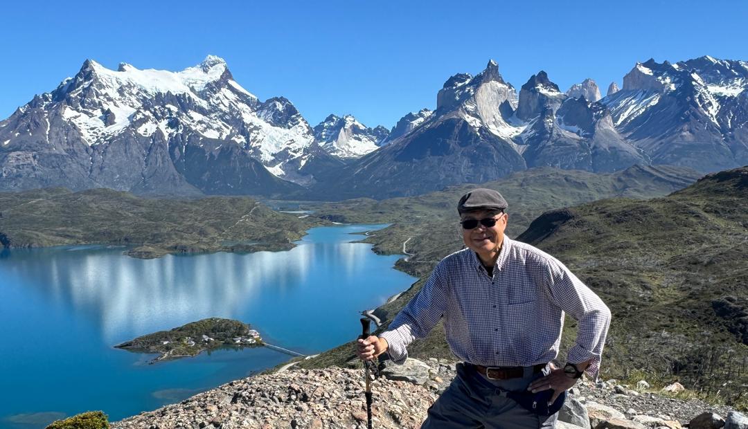 torres del paine viewpoint traveller henry chiu 2025